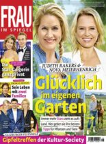 Frau im Spiegel – 12 April 2023